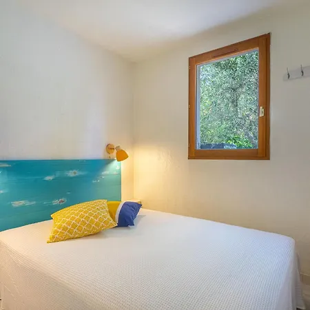 펜션 Les Mimosanes-4 By Interhome 봄레미모사